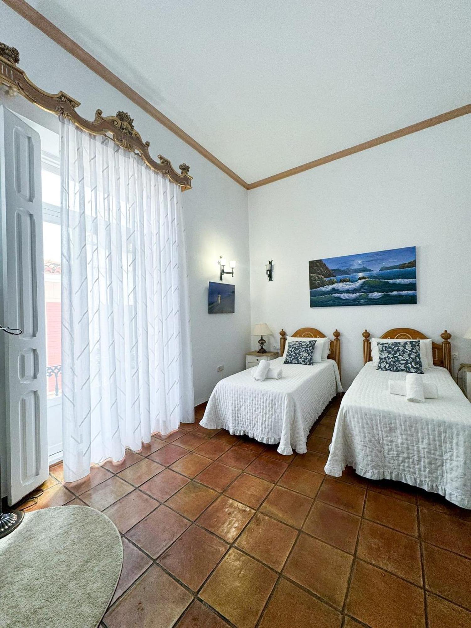 Garden Suites Xativa Casa Rural Eksteriør billede
